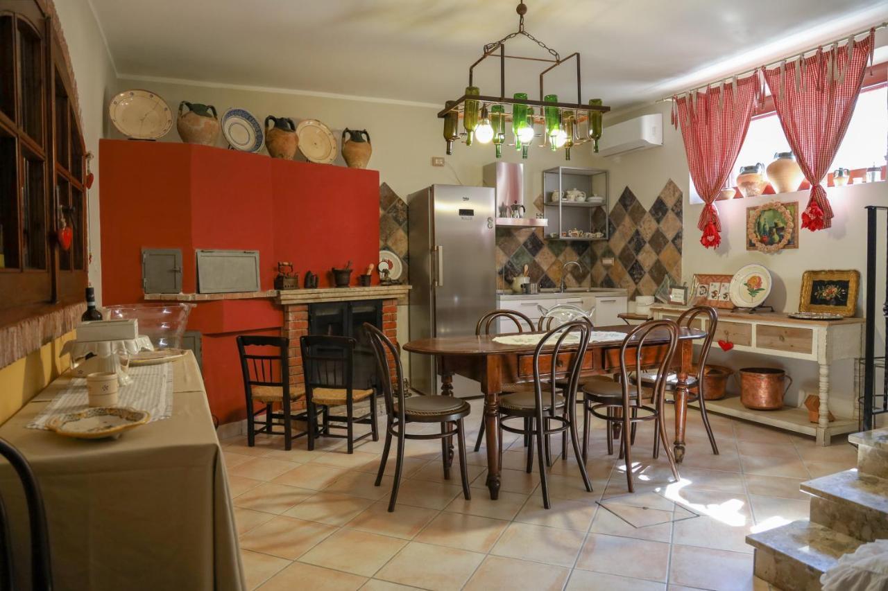 Agriturismo Cantina Morone Guardia Sanframondi Eksteriør bilde